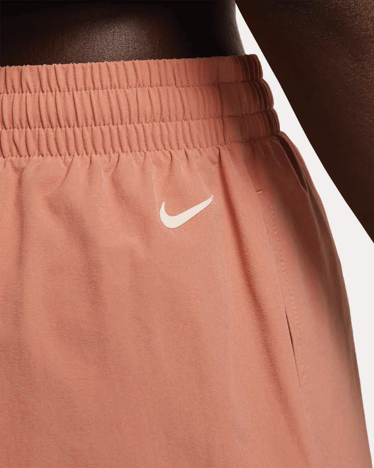 Nike Woven Small Logo W - vista 5