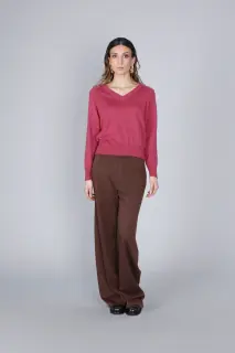 Maglia con scollatura a "v"
