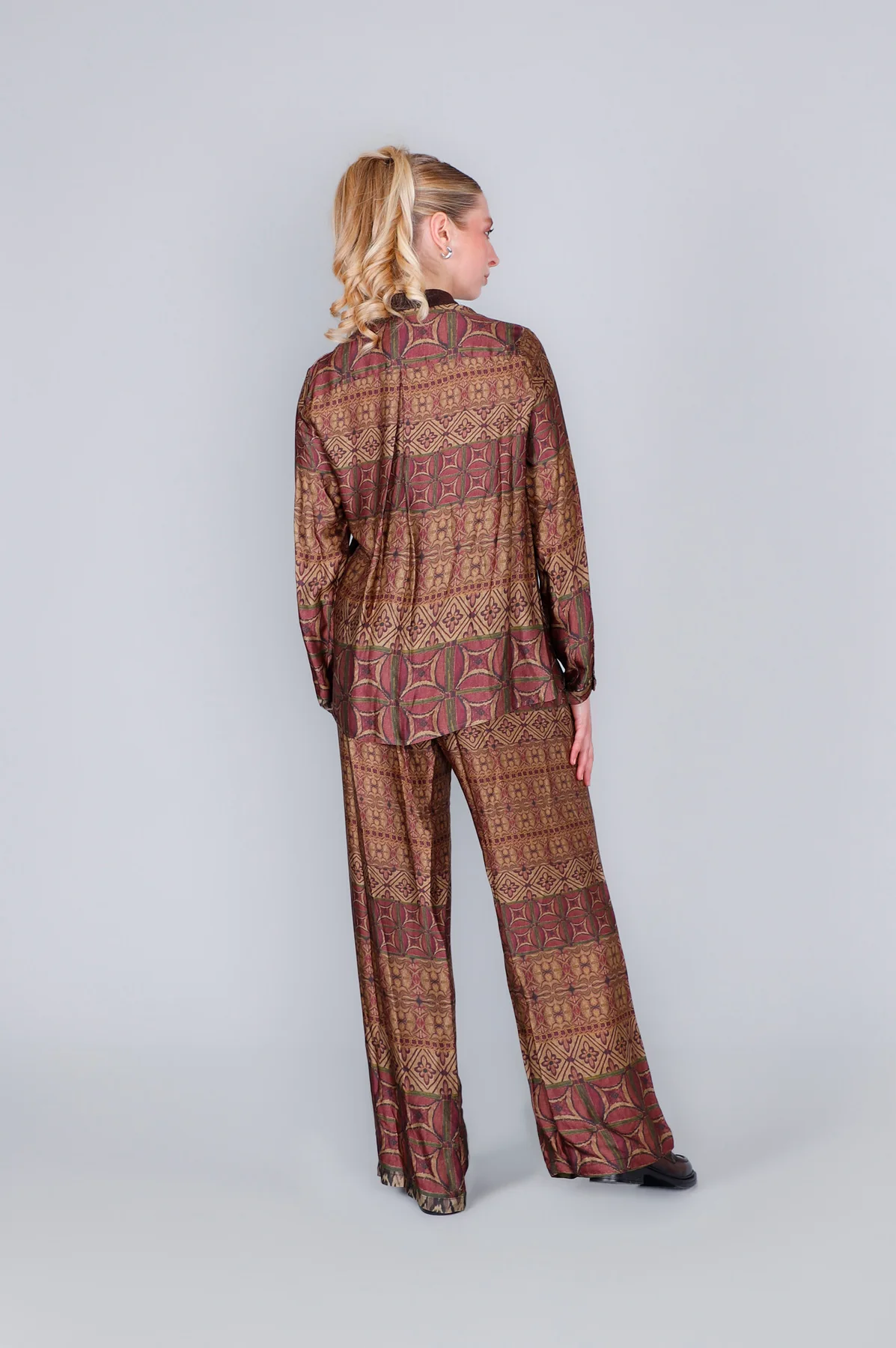 Blusa stampata foulard multivino - vista 2