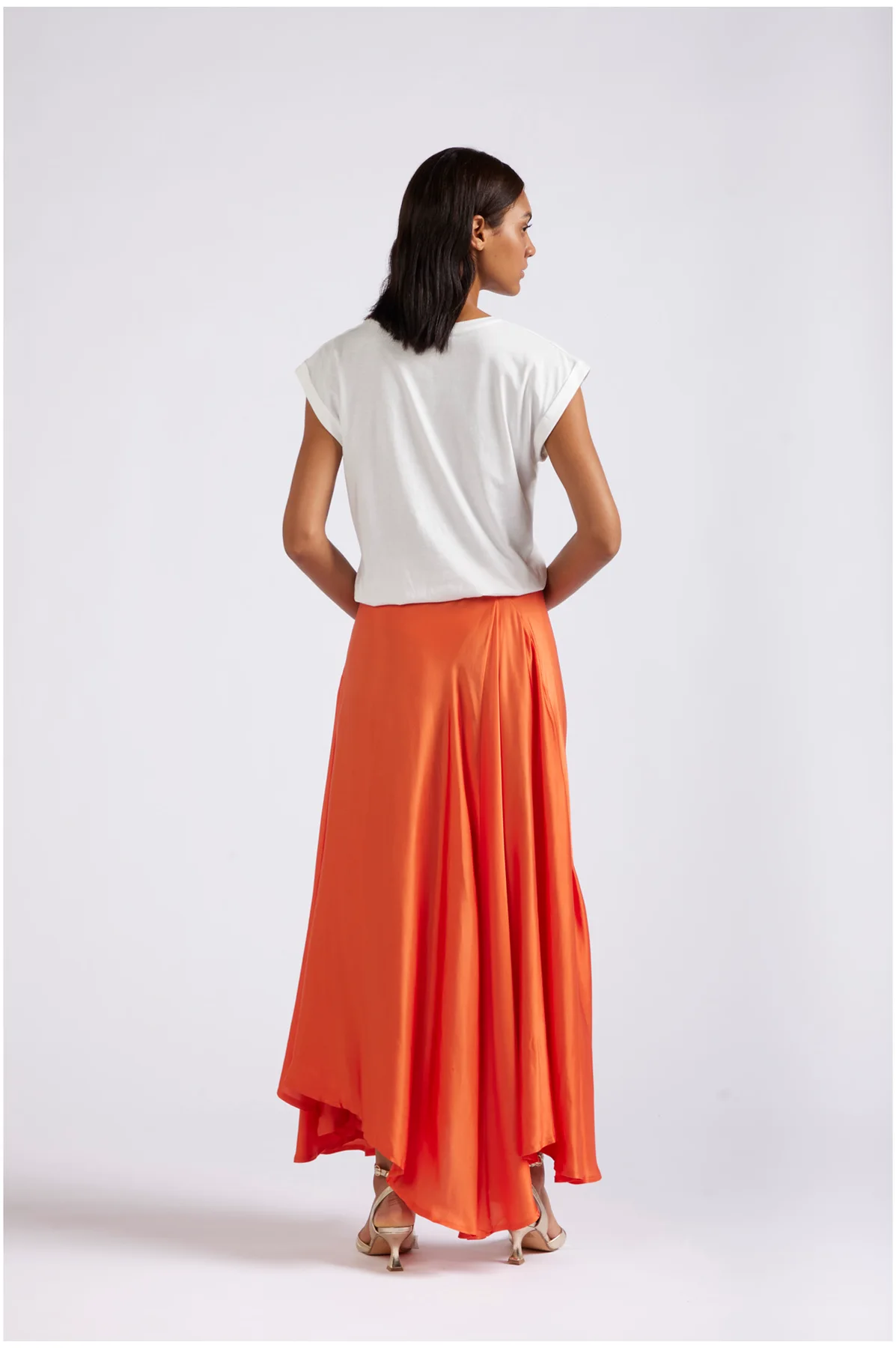 Gonna lunga in satin arancio - vista 2