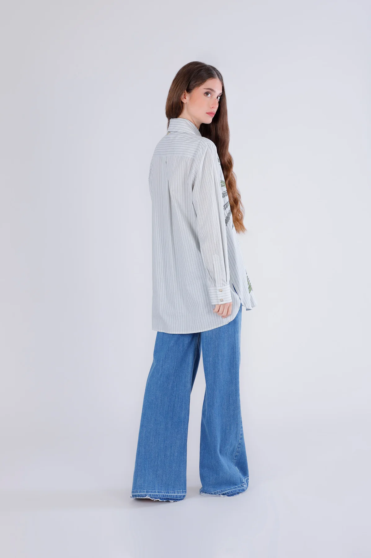 Camicia Rigata con Palma Ricamata - vista 2