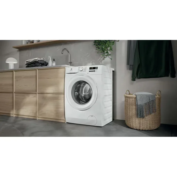 Electrolux Lavatrice serie 600 SensiCare 8 kg 1400 giri - vista 3