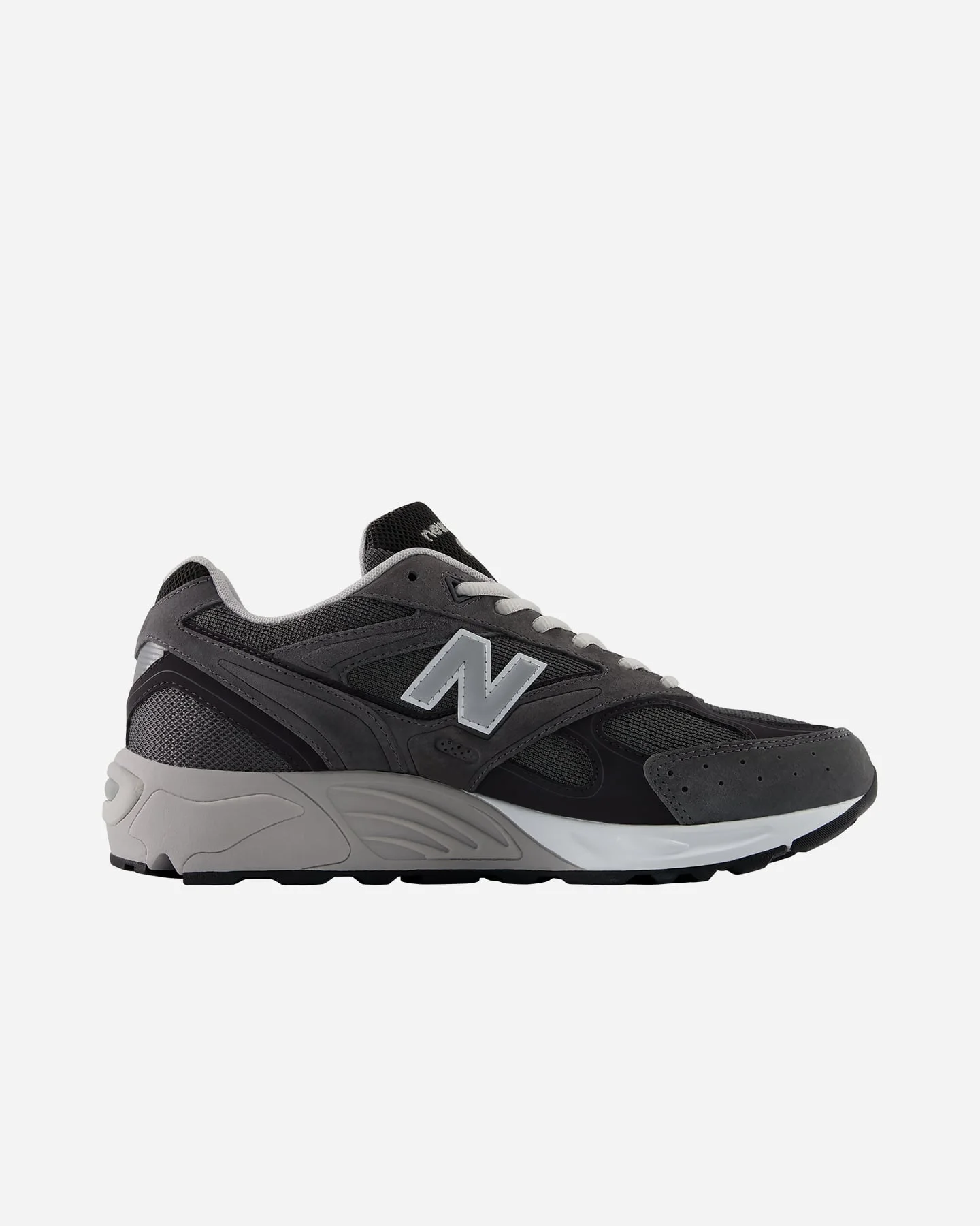 New Balance 880 M