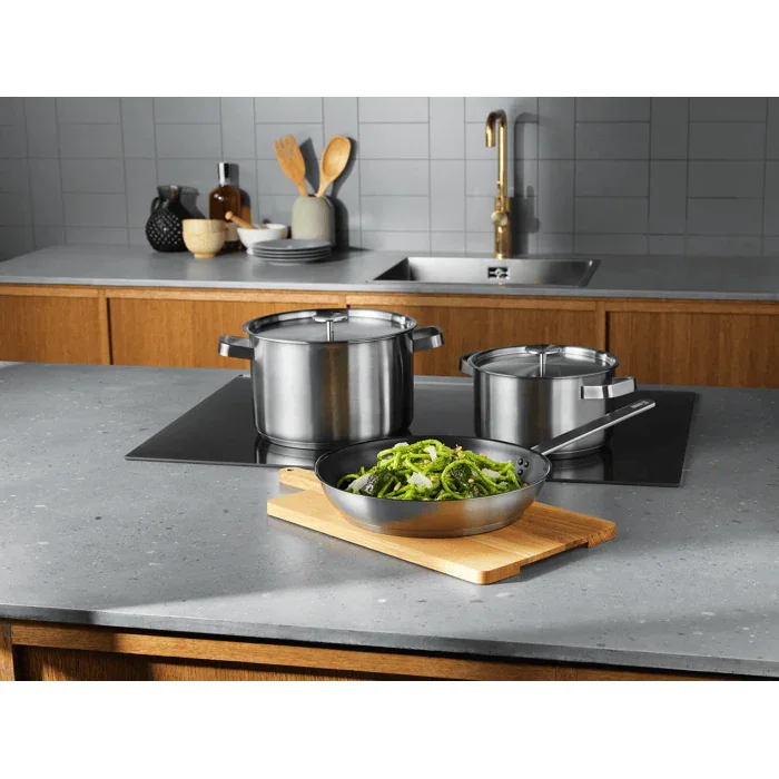 Electrolux Set Pentole e Padelle E3SSL