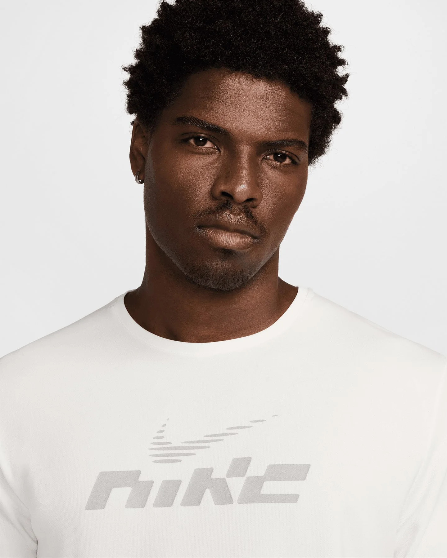 Nike Dri Fit UV Miler T-Shirt Running Uomo - vista 4