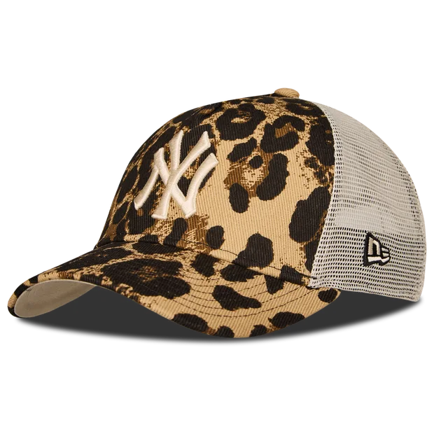 New Era Trucker Unisex