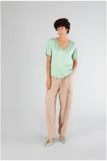 Blusa over in satin "v" CafèNoir