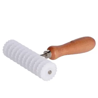 Taglia pasta regolabile con 12 lame dentate