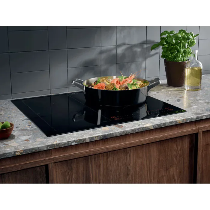 Electrolux Piano cottura ad induzione Serie 700 SenseBoil® 60cm Y62IS453 - vista 4