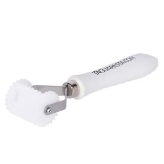 Taglia pasta con lame dentate in DELRIN - Misura 38 mm