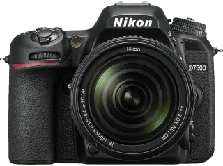 Nikon D7500 con Nikkor AF-S DX 18-140mm