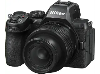 Nikon Z5II con Nikkor Z 24-50mm
