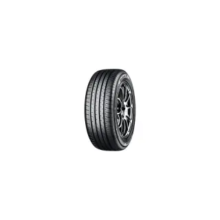 Yokohama Bluearth-XT AE61 205/65 R16 95H Estate