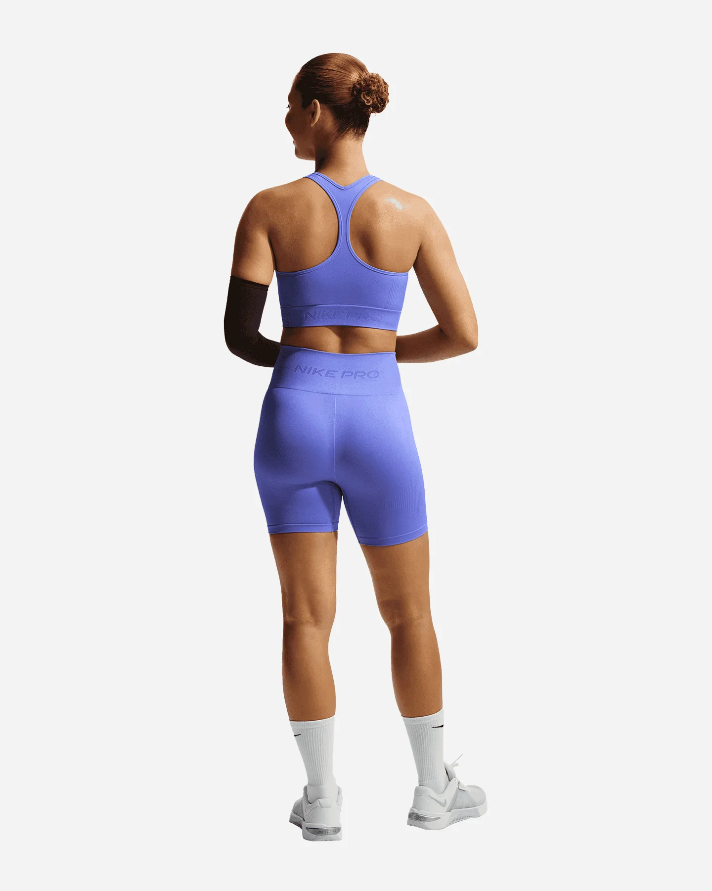Nike Pro Crop Logo W - Canotta Training - Donna - vista 7