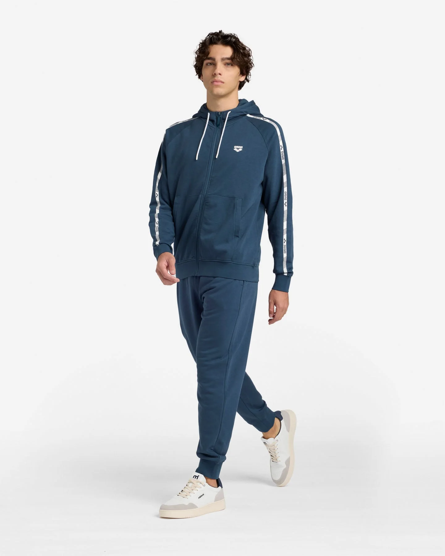 Tuta Arena Athletic Essential M - vista 3