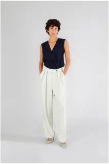 Pantaloni Palazzo con Pinces