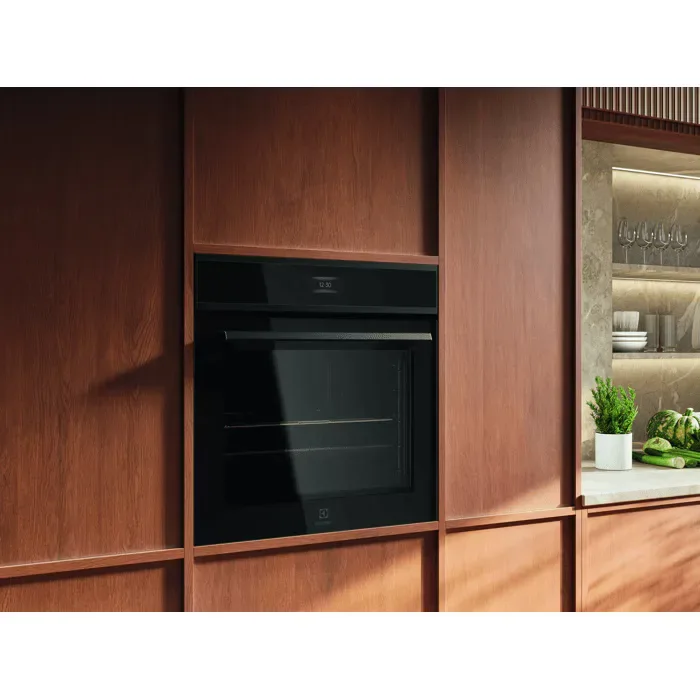Electrolux Forno Multifunzione Serie 700 PizzaExpert - vista 3