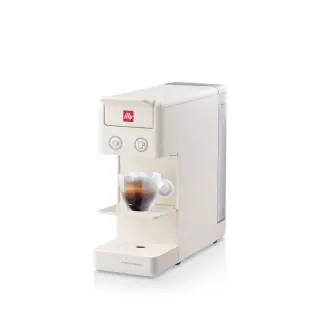 Illy Y3.3