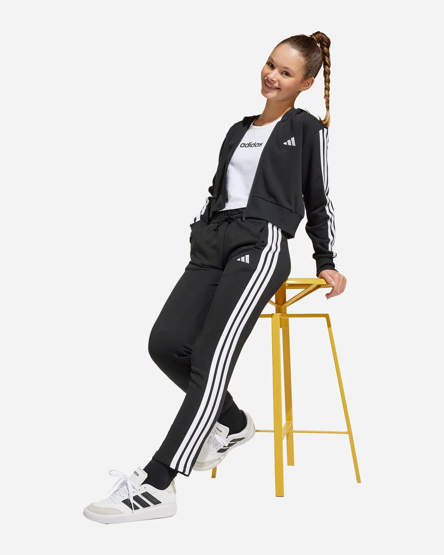Adidas Essentilas Jr - vista 4