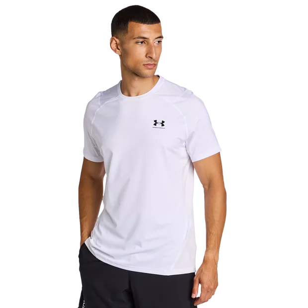Under Armour Essentials Uomo - Magliette