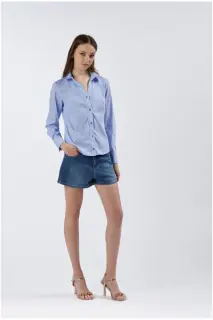 Camicia Avvitata in Tessuto Rigato Multiriga